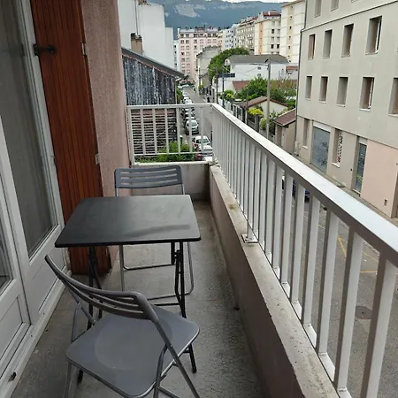 Apartament T1 Bis Renove Et Parking Grenoble